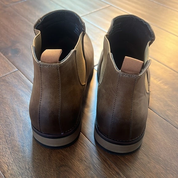 Vance Co. Landon • Chelsea Dress Boot - Picture 6 of 7